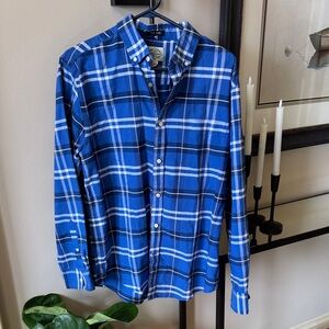 St. John's Bay Blue Plaid Button-Down Shirt Large Like New A44 Beauty!!